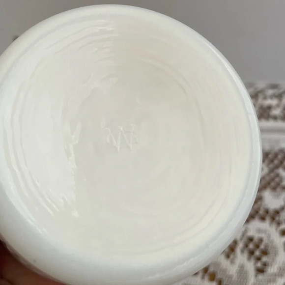 Milk Glass cup - Picture 3 of 3